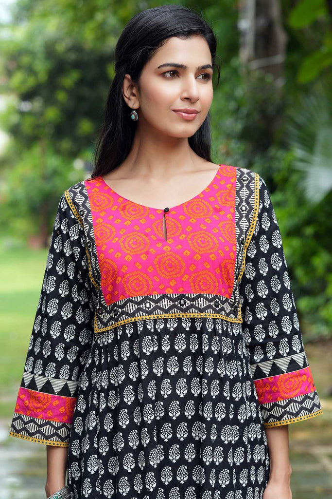 Black A-Line Kurta In Cotton Fabric