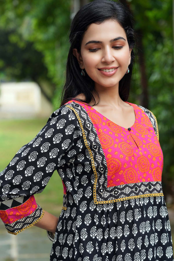 Black A-Line Kurta In Cotton Fabric