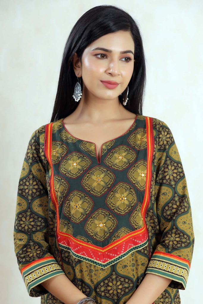 Mehndi green A-Line Kurta In Cotton