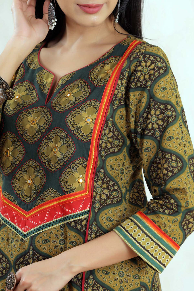 Mehndi green A-Line Kurta In Cotton