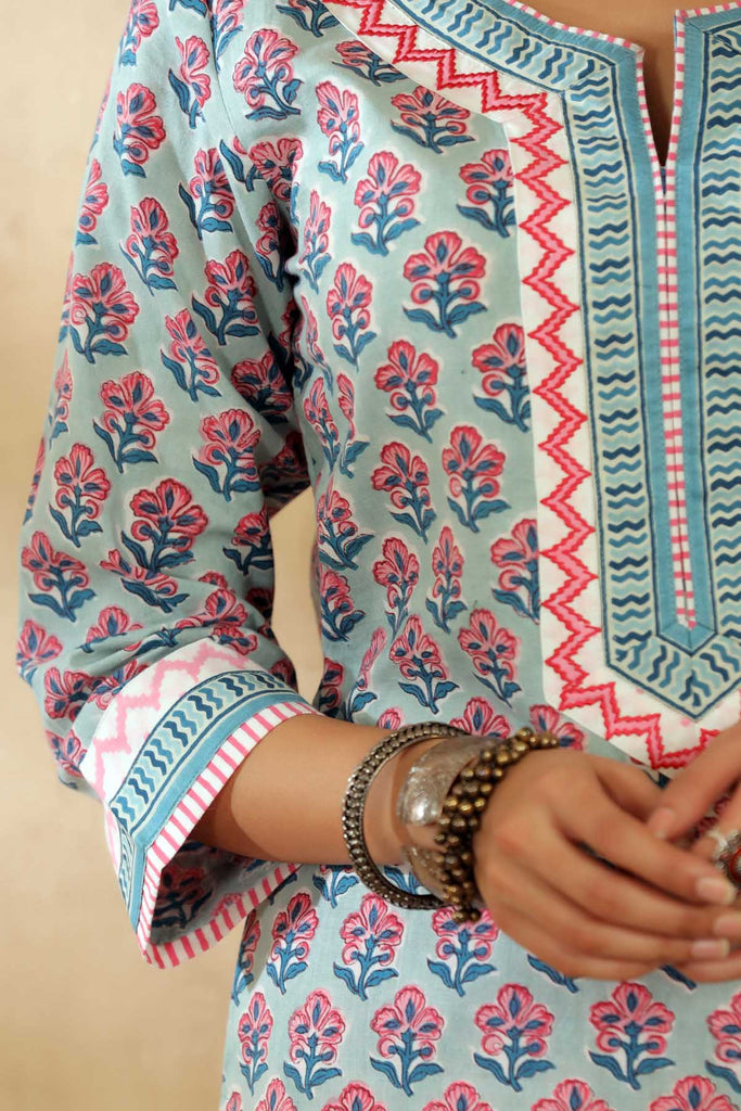 Straight Fit Kurta In Light Teal Color
