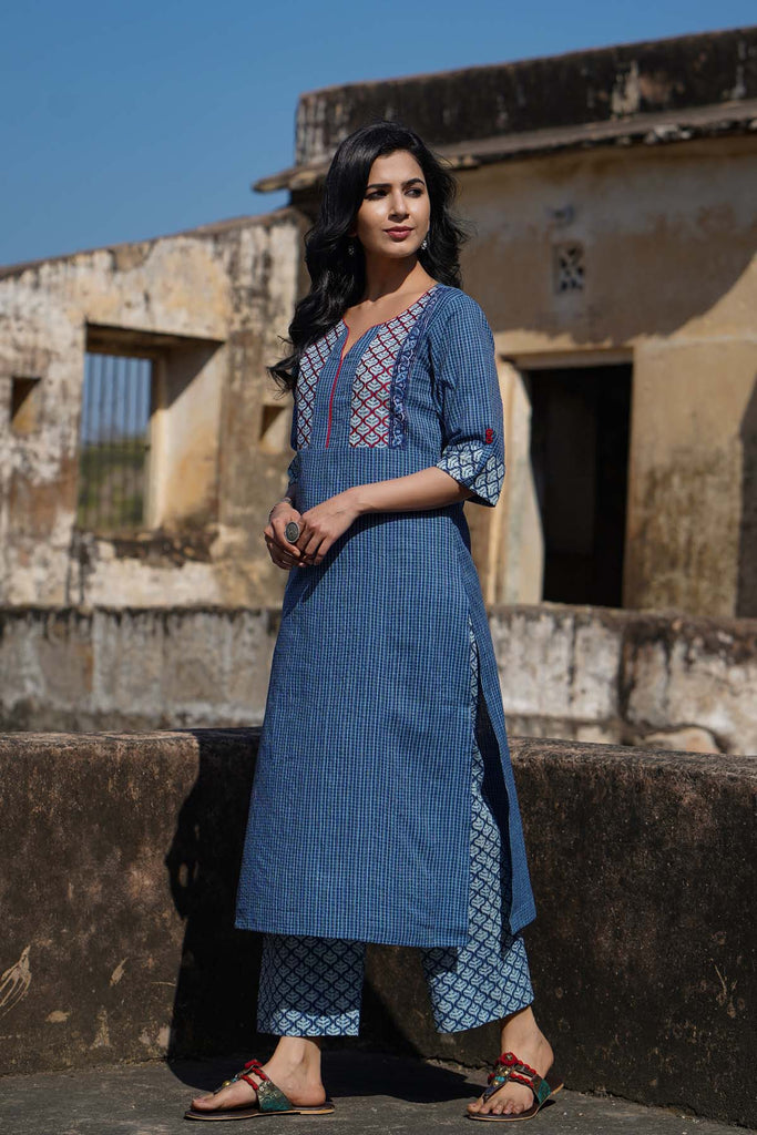 Straight Fit Kurta/Pant Set In Blue Kantha Fabric