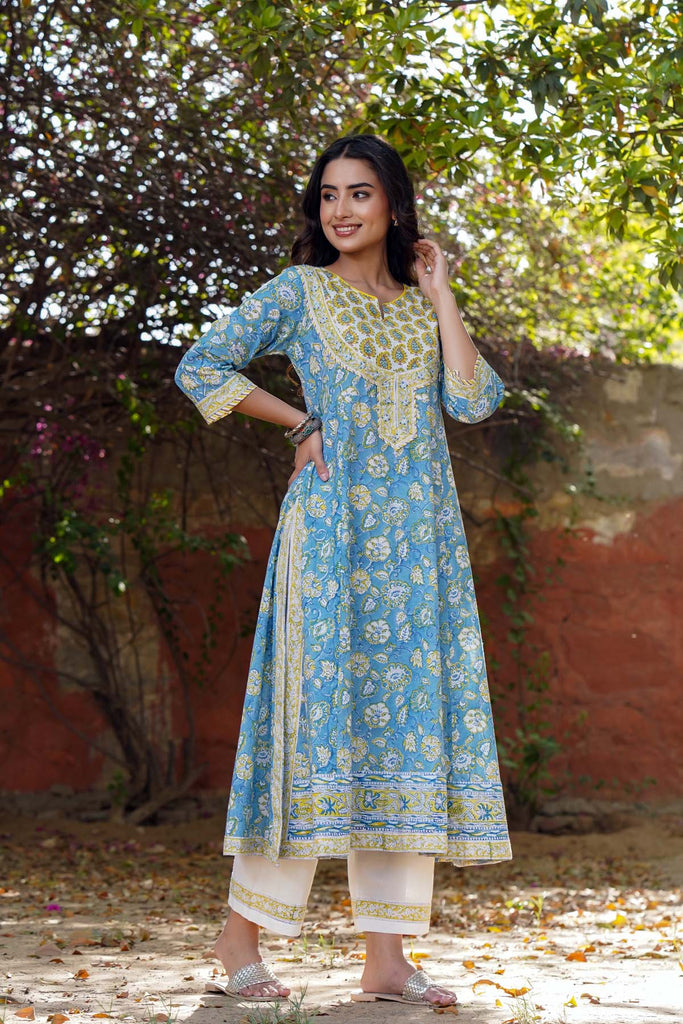 Hand block printed Kalidaar Kurta/Dupatta Set In Sky Blue Color