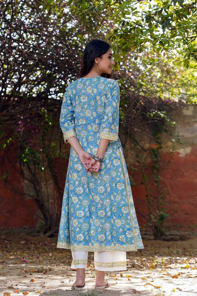 Hand block printed Kalidaar Kurta/Dupatta Set In Sky Blue Color