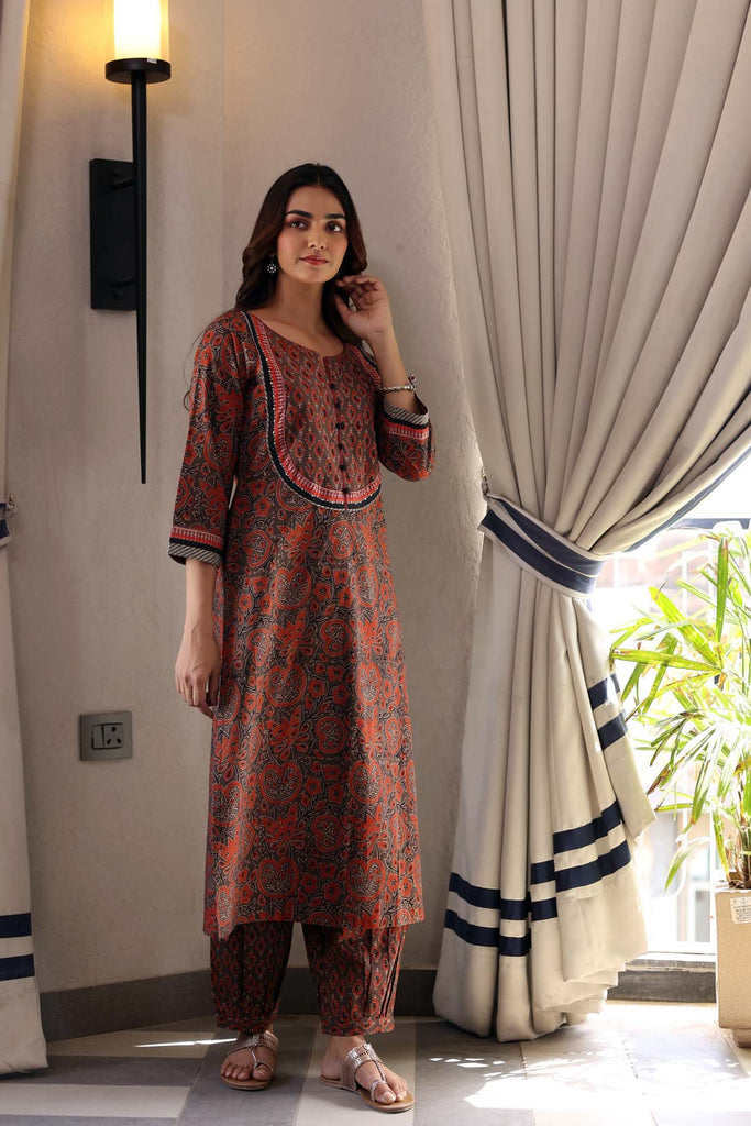 Straight Fit Kurta/Pant Set in Brown Ajrakh Print