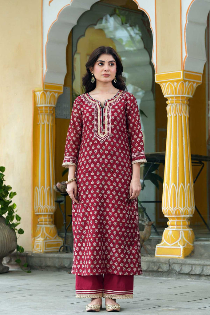 Straight Fit Chanderi Kurta/Dupatta Set In Maroon Color