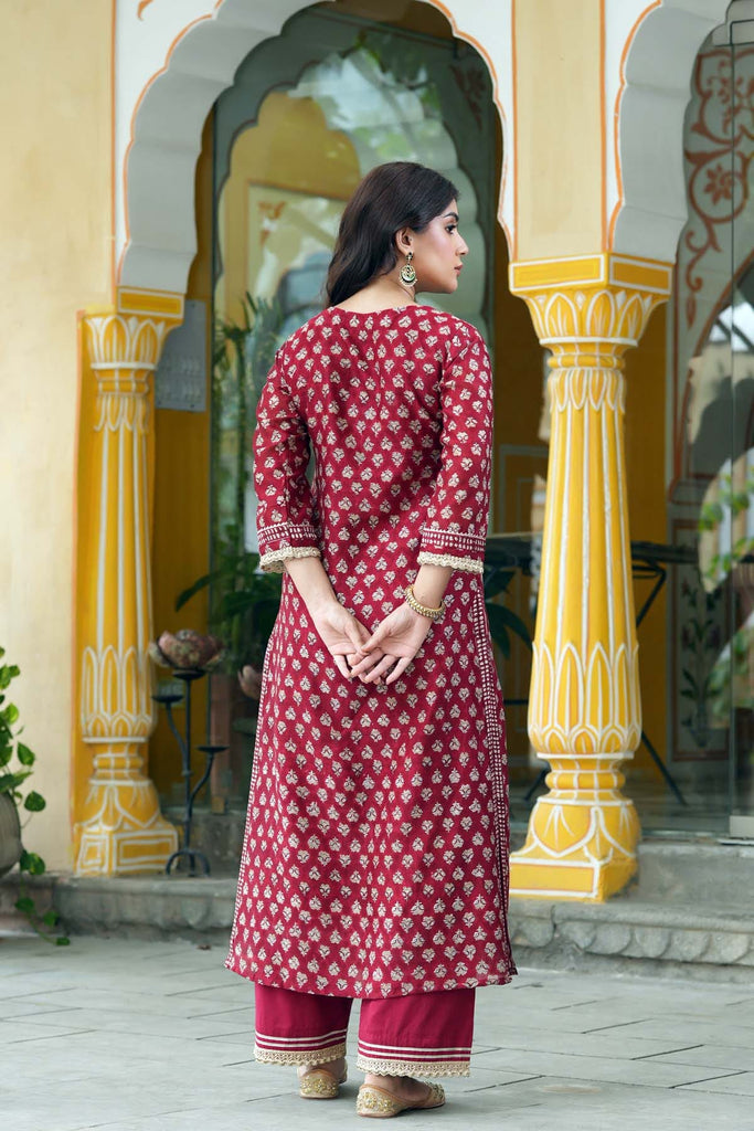 Straight Fit Chanderi Kurta/Dupatta Set In Maroon Color