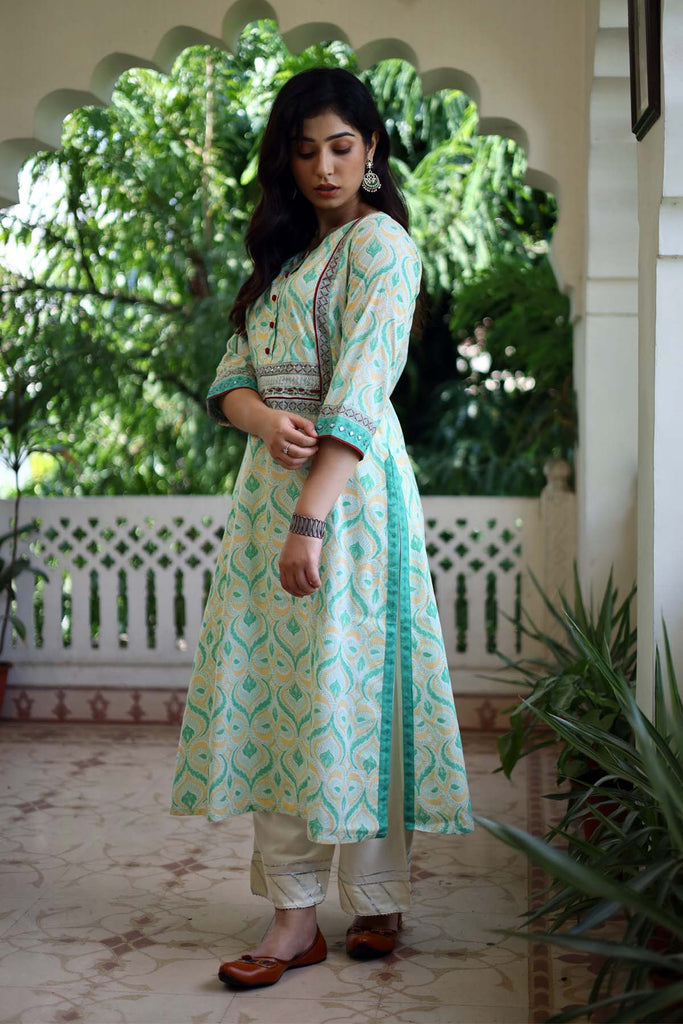 Hand block printed Kurta/Stole Set In Cream Color