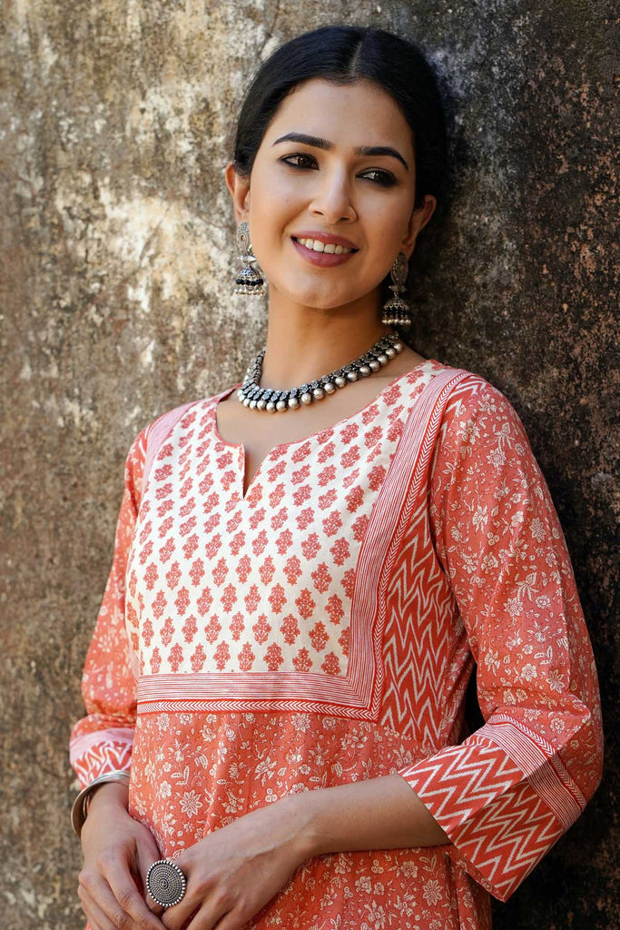 Kalidaar Kurta/Pant Set In Coral Peach Color
