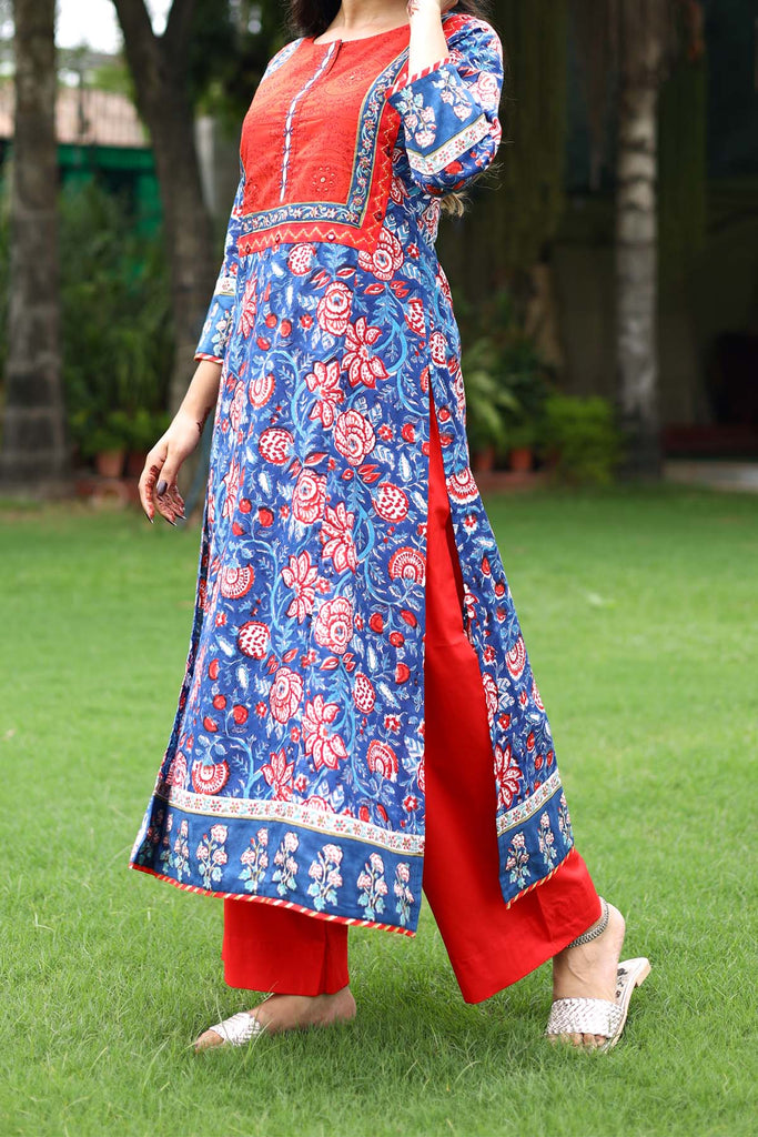 Cotton Straight Pants With Elasticated Waist In Red Color