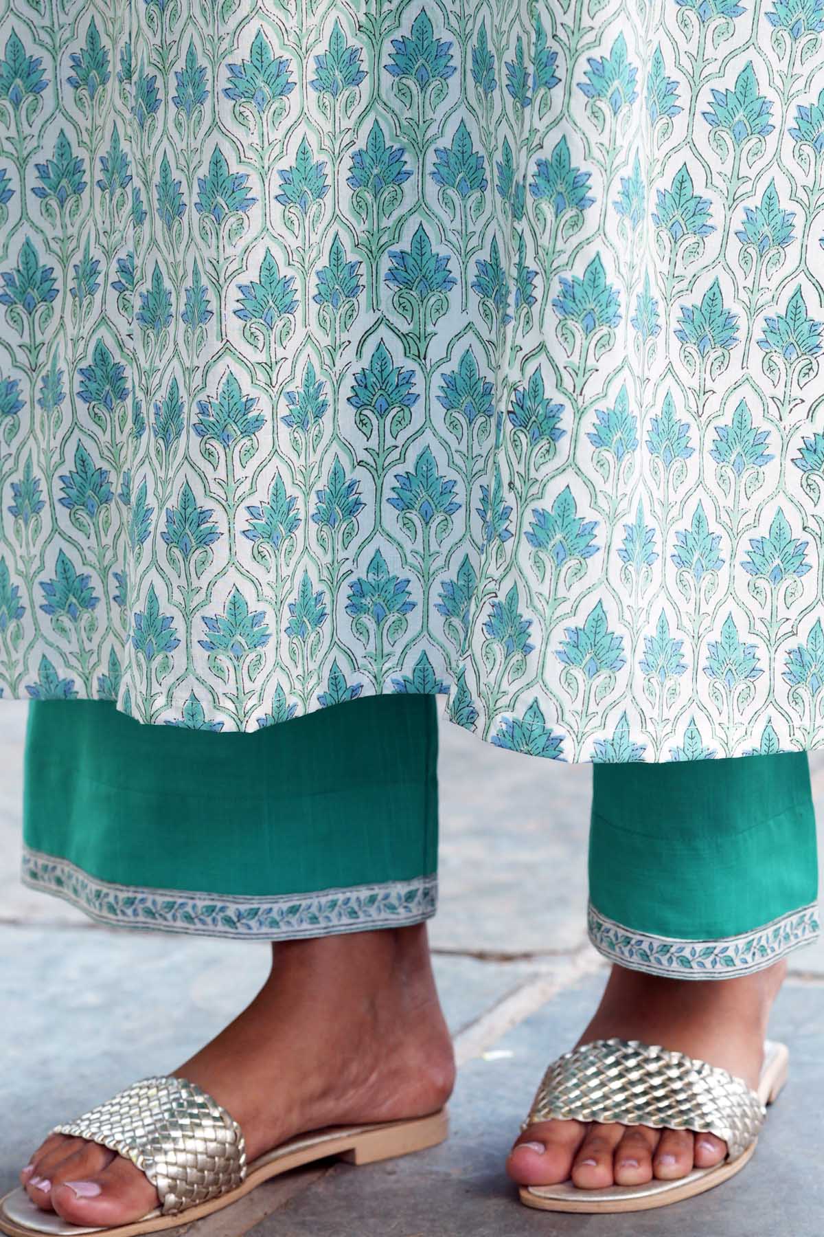 Cotton Straight Pants In Astringent Green Color | cotrasworld