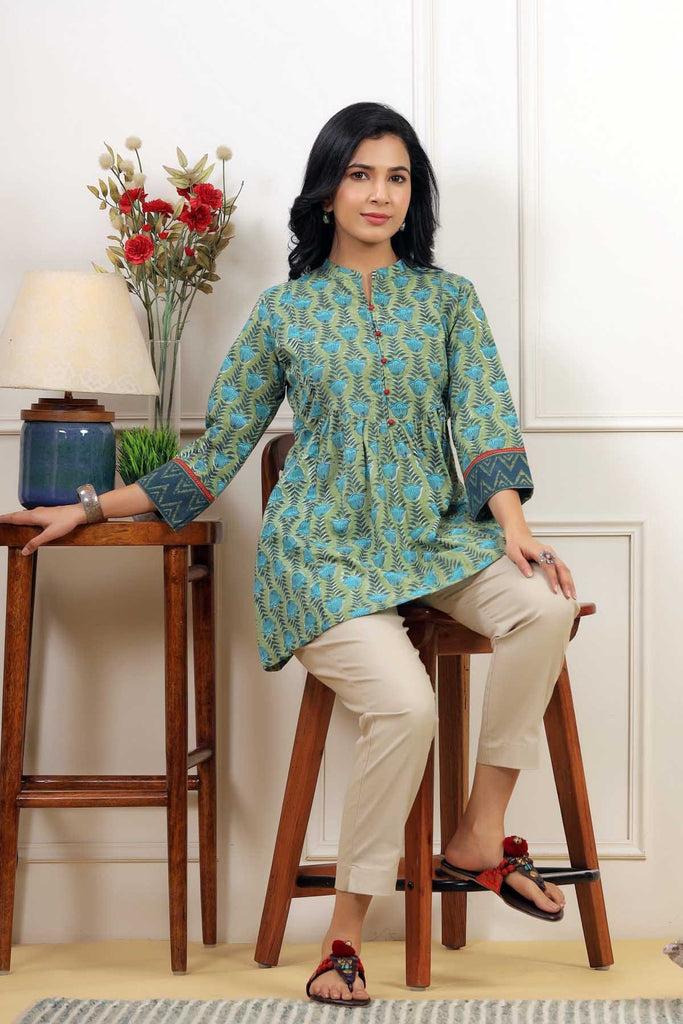 Short Length Collared Kurti In Light Green Color