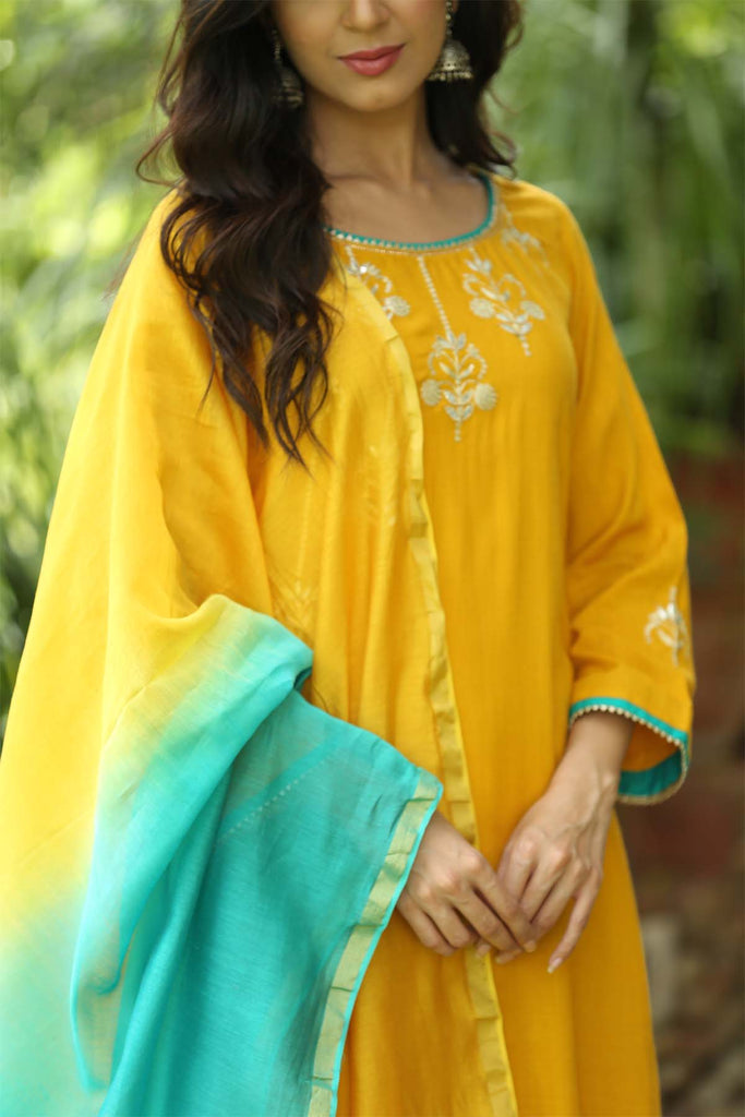 Shaded Chanderi dupatta