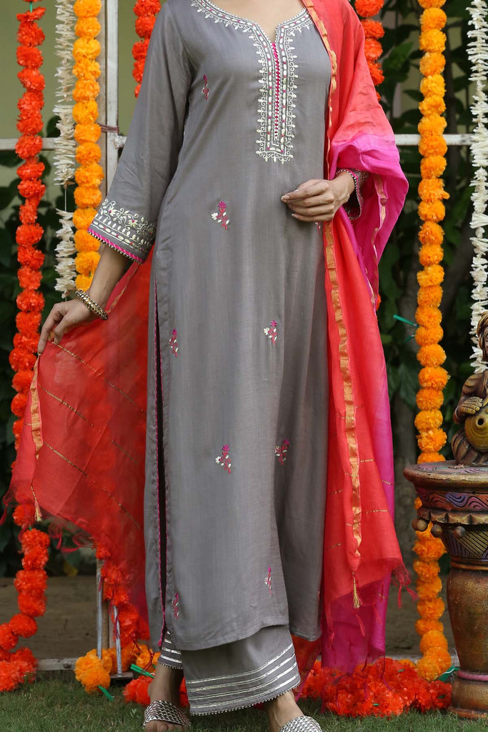 Shaded chanderi dupatta