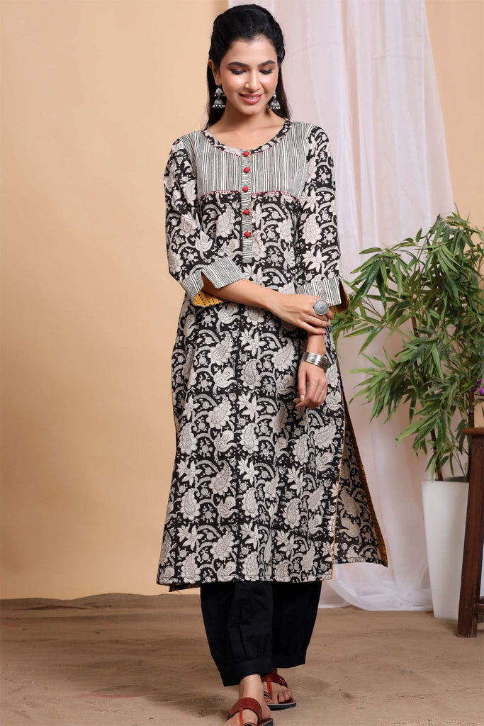 Generic Woman's Black Glod Printed Kurti With Jekit