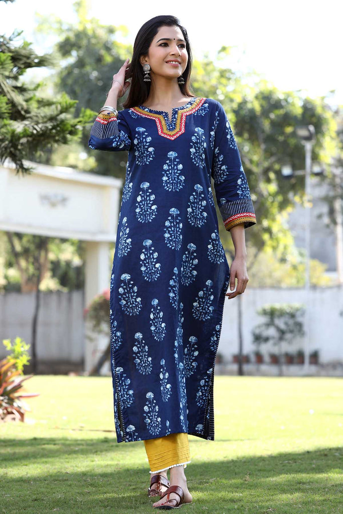 Straight Fit Kurta In Indigo Blue Buti Print