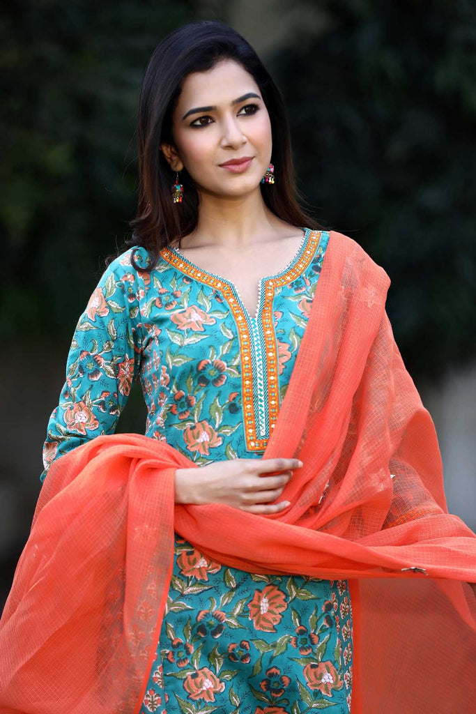 A-Line Kurta in green mutiple prints