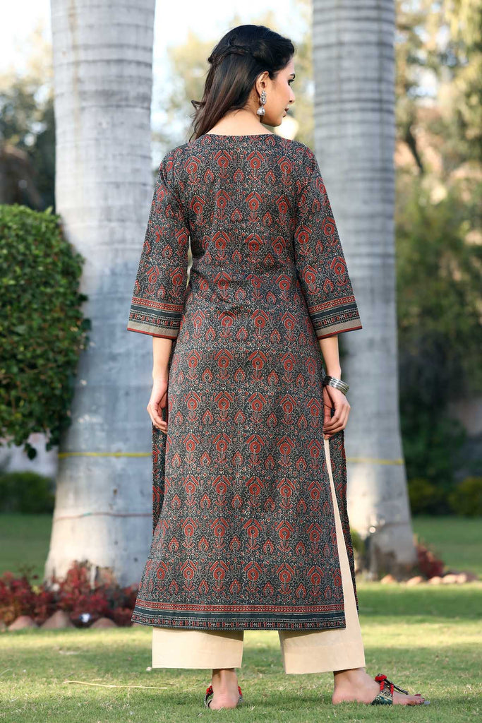 Long length Straight fit kurta in black/Maroon print