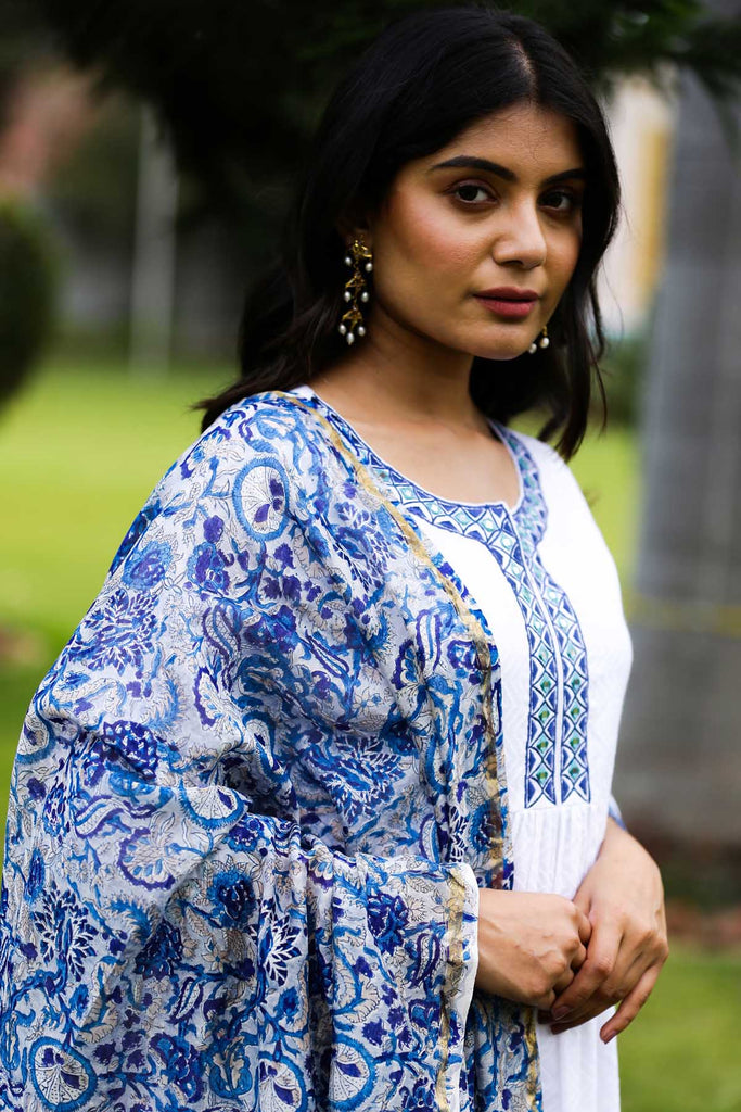 White A-Line Kurta In Dobi Cotton