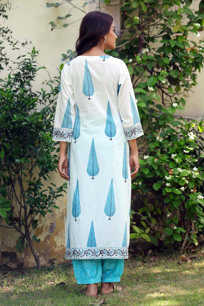 Straight Fit Hand Block Printed Kurta In Off-White Color