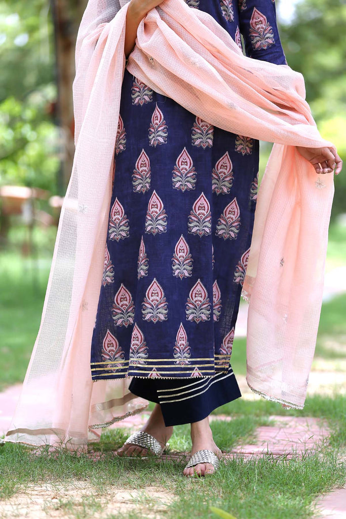Kotadoriya Dupatta In Peach Color
