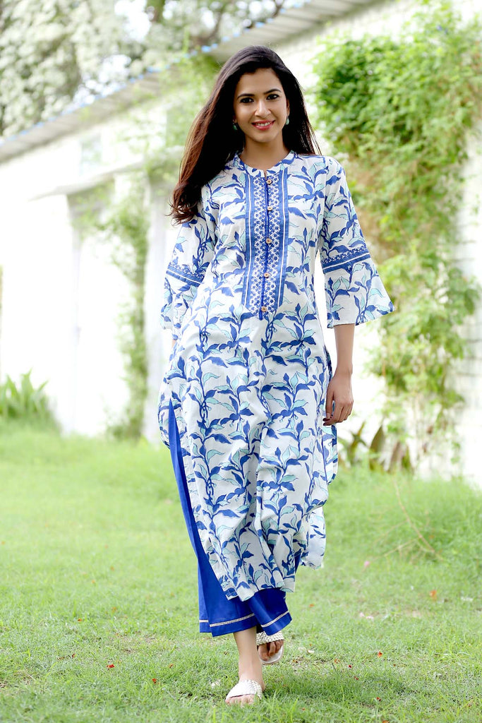 Long length straight kurta in White/Blue
