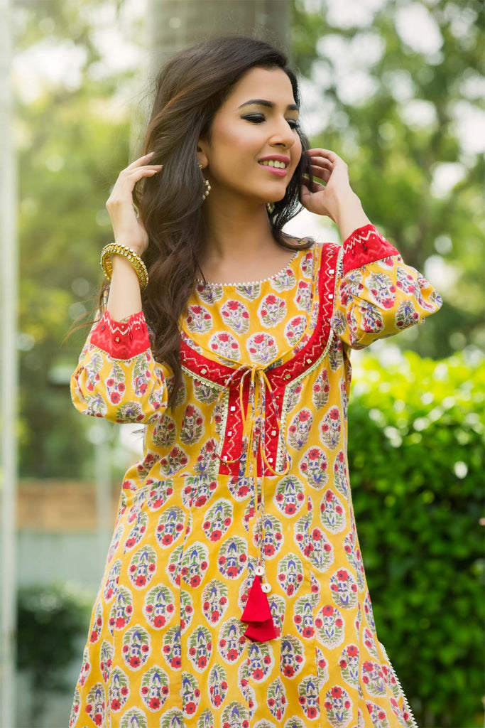 Mustard yellow/Red kalidaar kurta