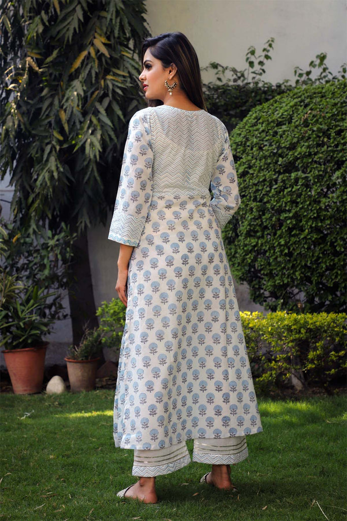 Off-white Angrakha style kurta in handblock