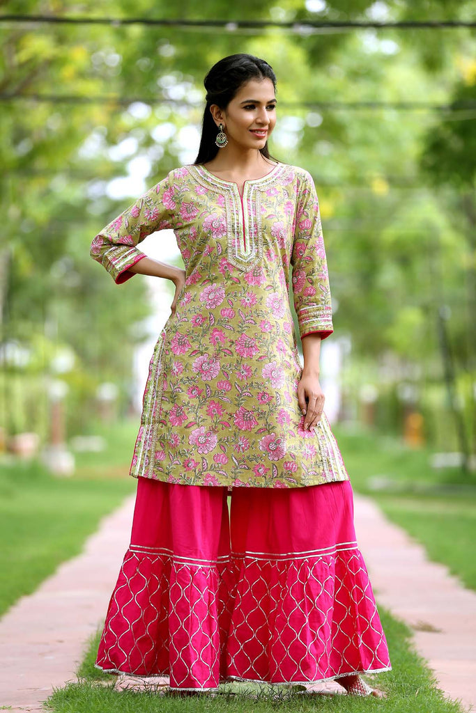 Buy Peach Kurta: Tusser ; Pant: Cotton V Neck Asymmetric And Set For Women  by Ariyana Couture Online at Aza Fashions.