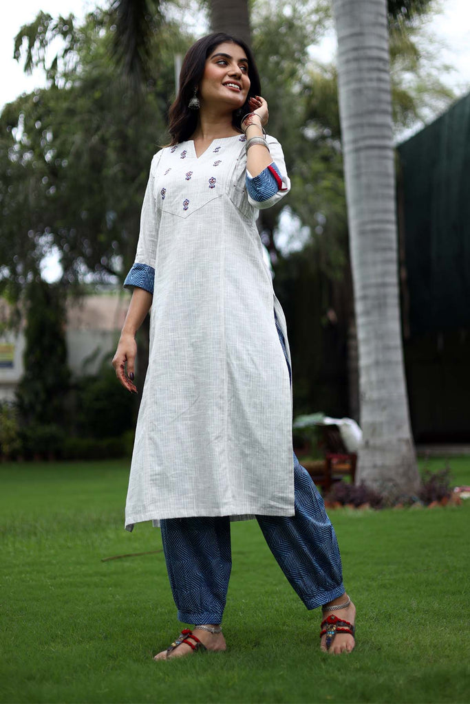 Kurta/Pant Set in Off-white color in handloom cotton