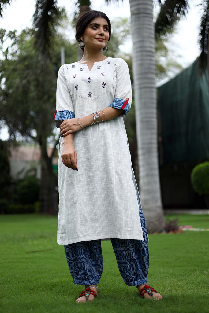 Kurta/Pant Set in Off-white color in handloom cotton