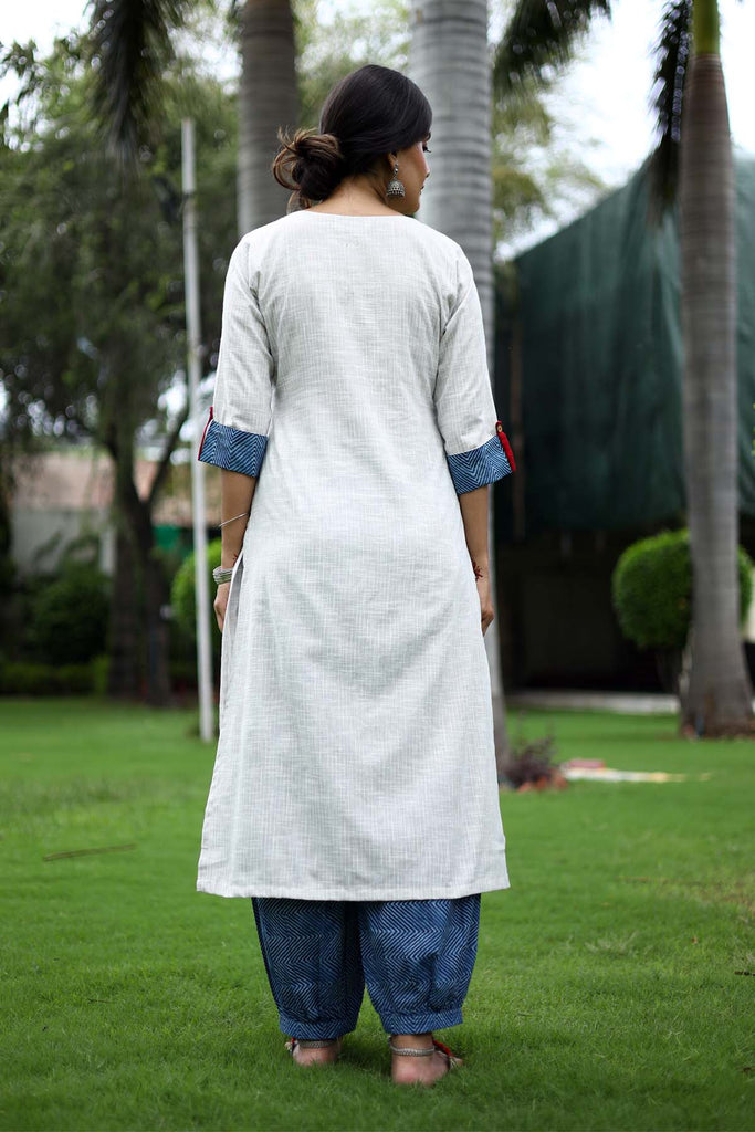 Kurta/Pant Set in Off-white color in handloom cotton