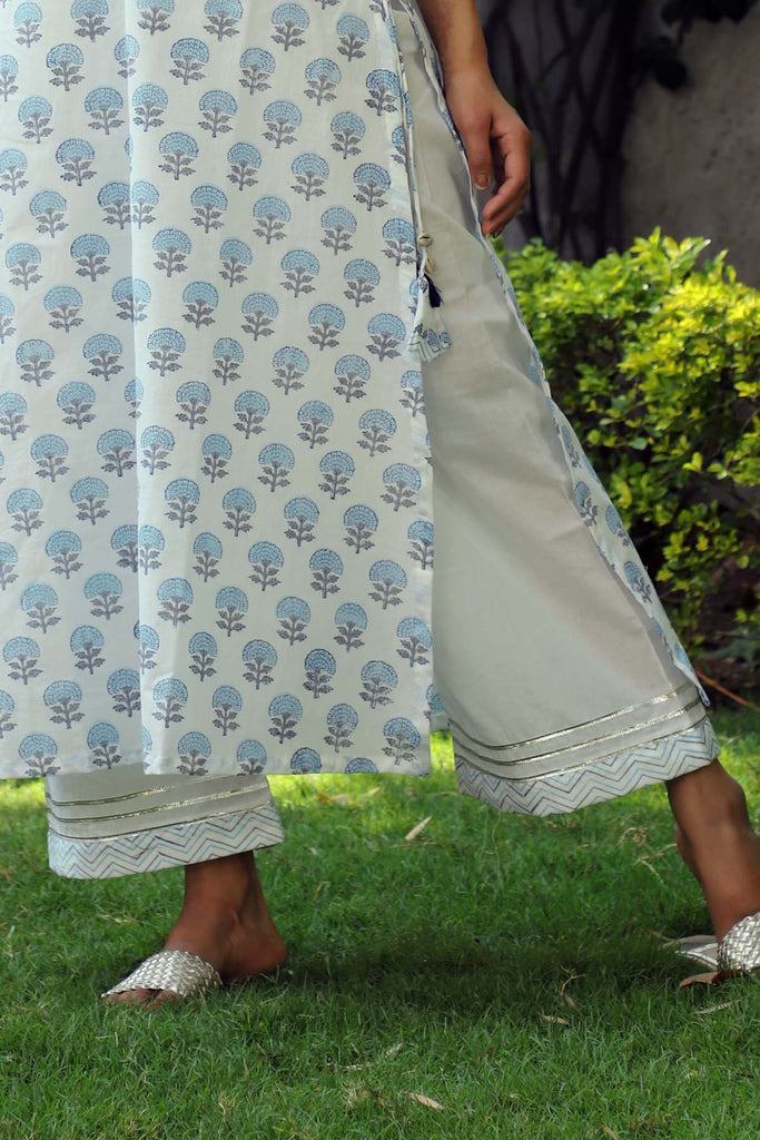 Off-White straight pants with Gota borders