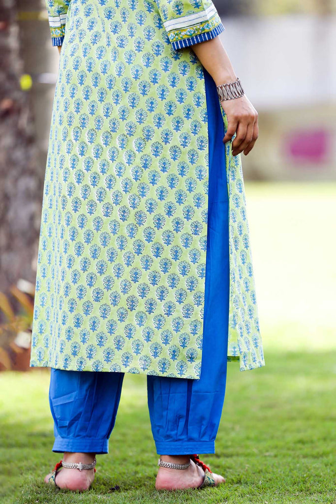 Blue Cotton Straight Pants With Elasticated Waist In Salwar Style