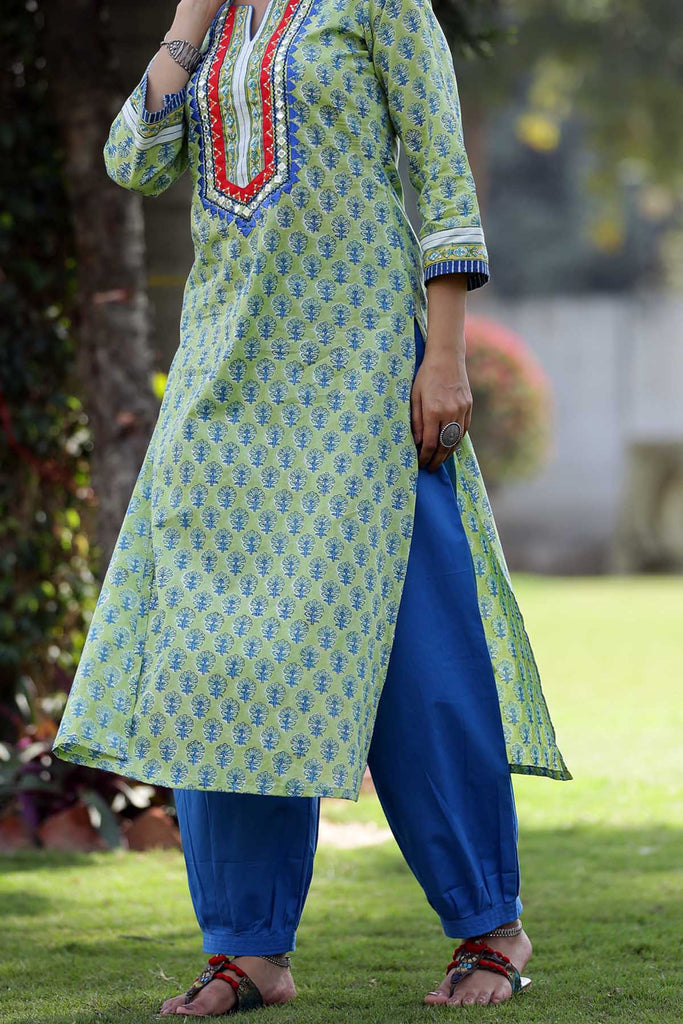 Blue Cotton Straight Pants With Elasticated Waist In Salwar Style